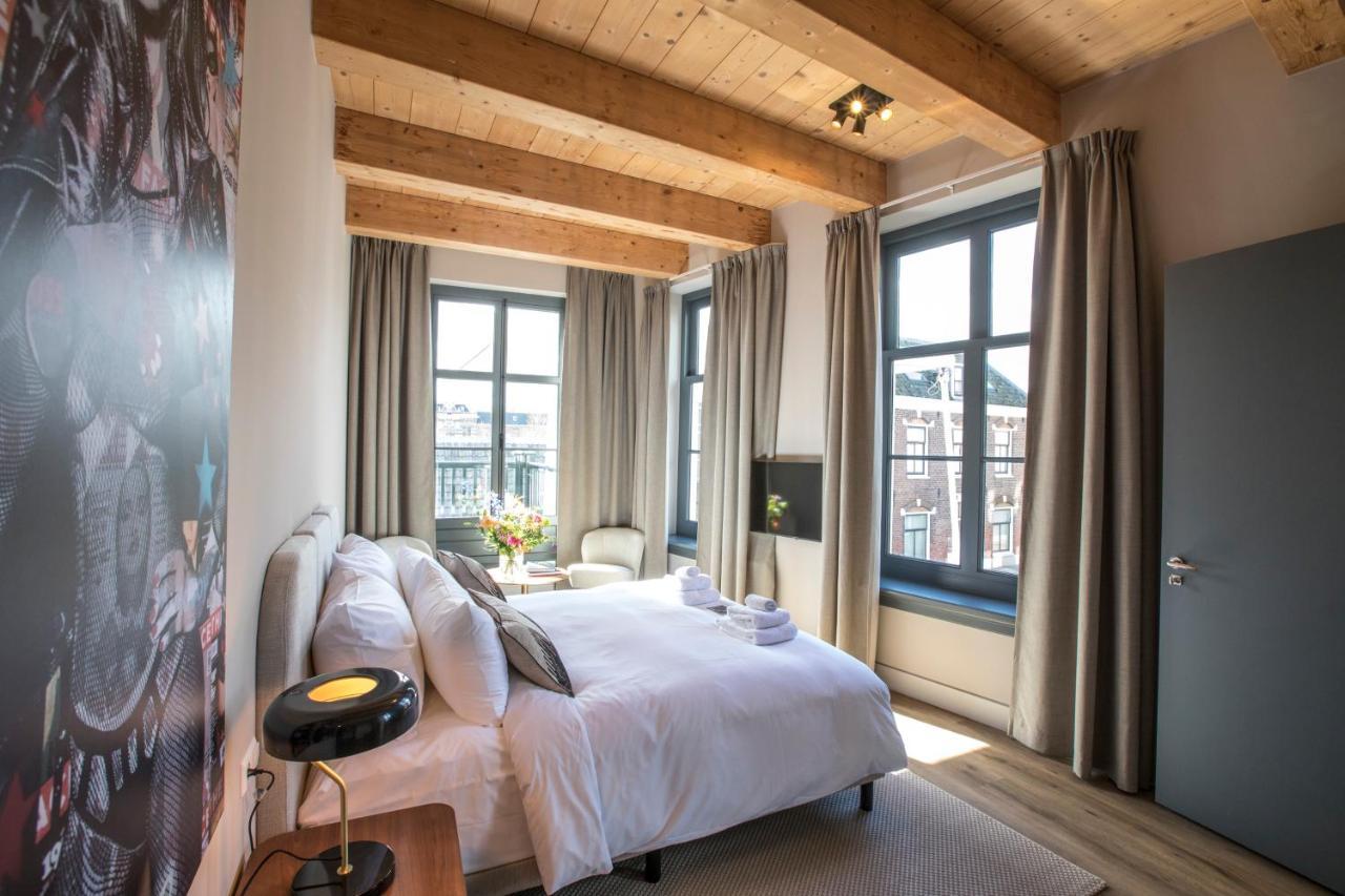 Bistrotel 'T Amsterdammertje Nieuwersluis Bagian luar foto
