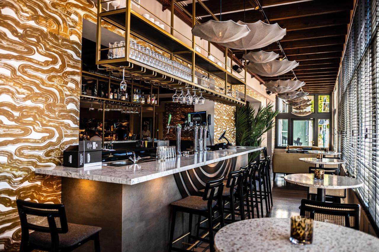 Bistrotel 'T Amsterdammertje Nieuwersluis Bagian luar foto
